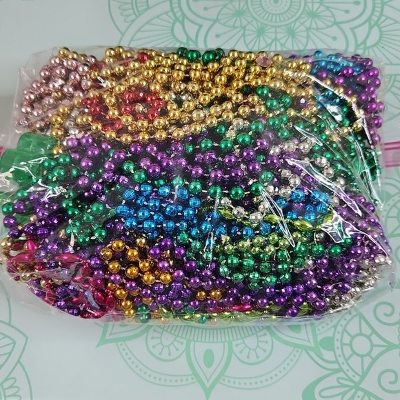 2lb Mystery Craft Broken Jewelry Loose Beads Lot - Picture 2 of 8
